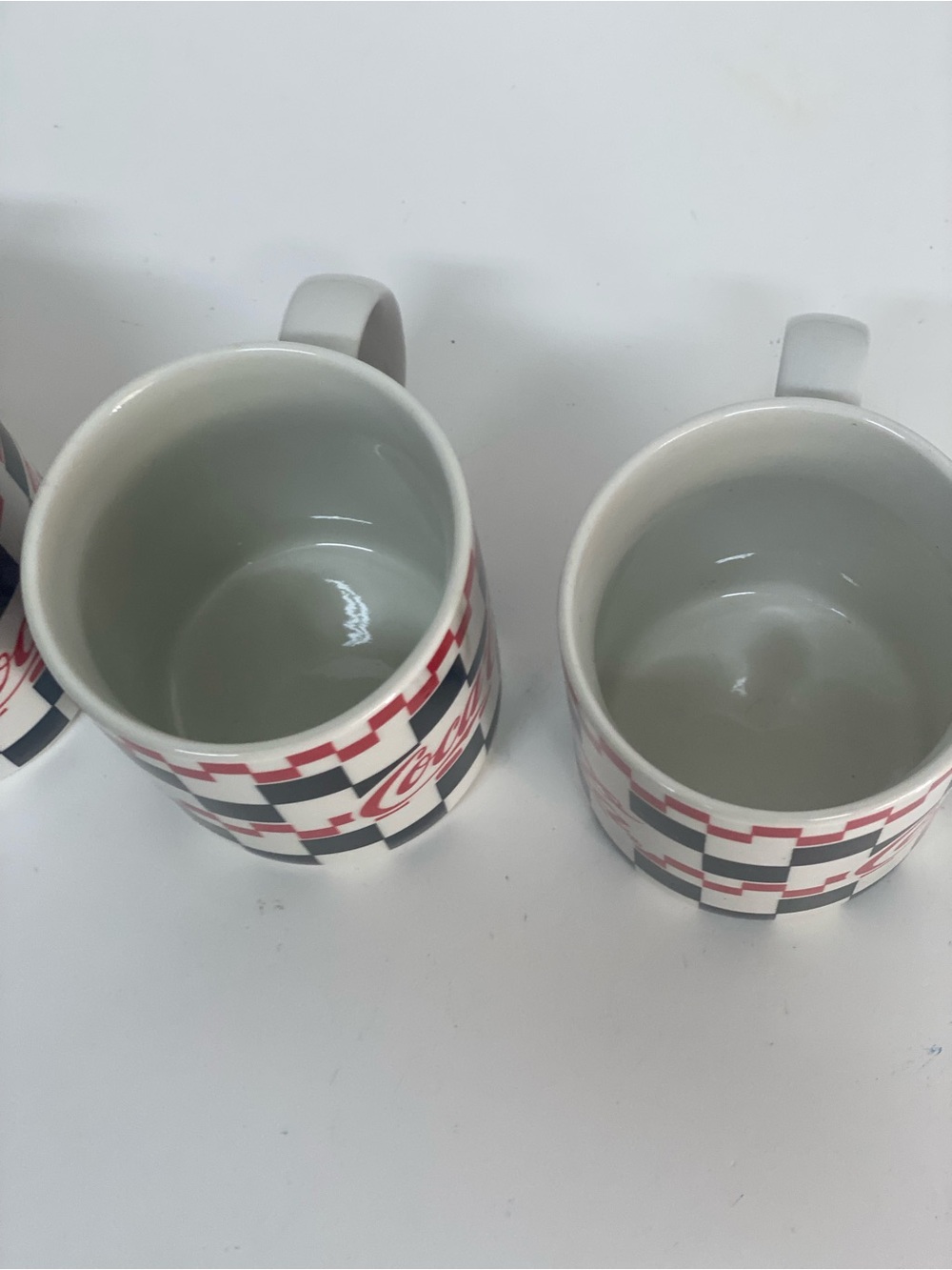 Gibson Coca-Cola Checkerboard Mugs Cups Set of 4 Vintage 1996 Red White Black - Picture 10 of 16